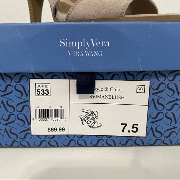 Lace up Vera Wang heels - Picture 4 of 4